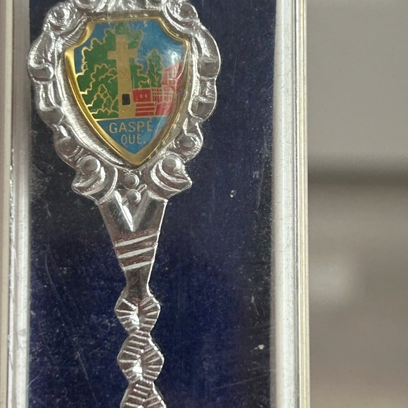 5/$25 Gaspe QC souvenir spoon for coffee 🥰 - Picture 3 of 5